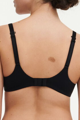 Chantelle EasyFeel - Norah Chic Plunge T-shirt Bra - Bøjle Bh & Fyld - Black