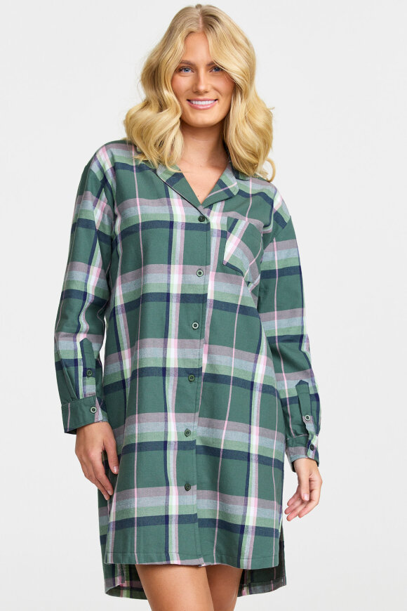 Damella - Flannel Nightshirt  - Ternet Natkjole - Grøn