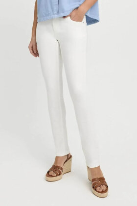 Wonderjeans - Classic Jeans - Regular Mid Waist & Straight Leg - White